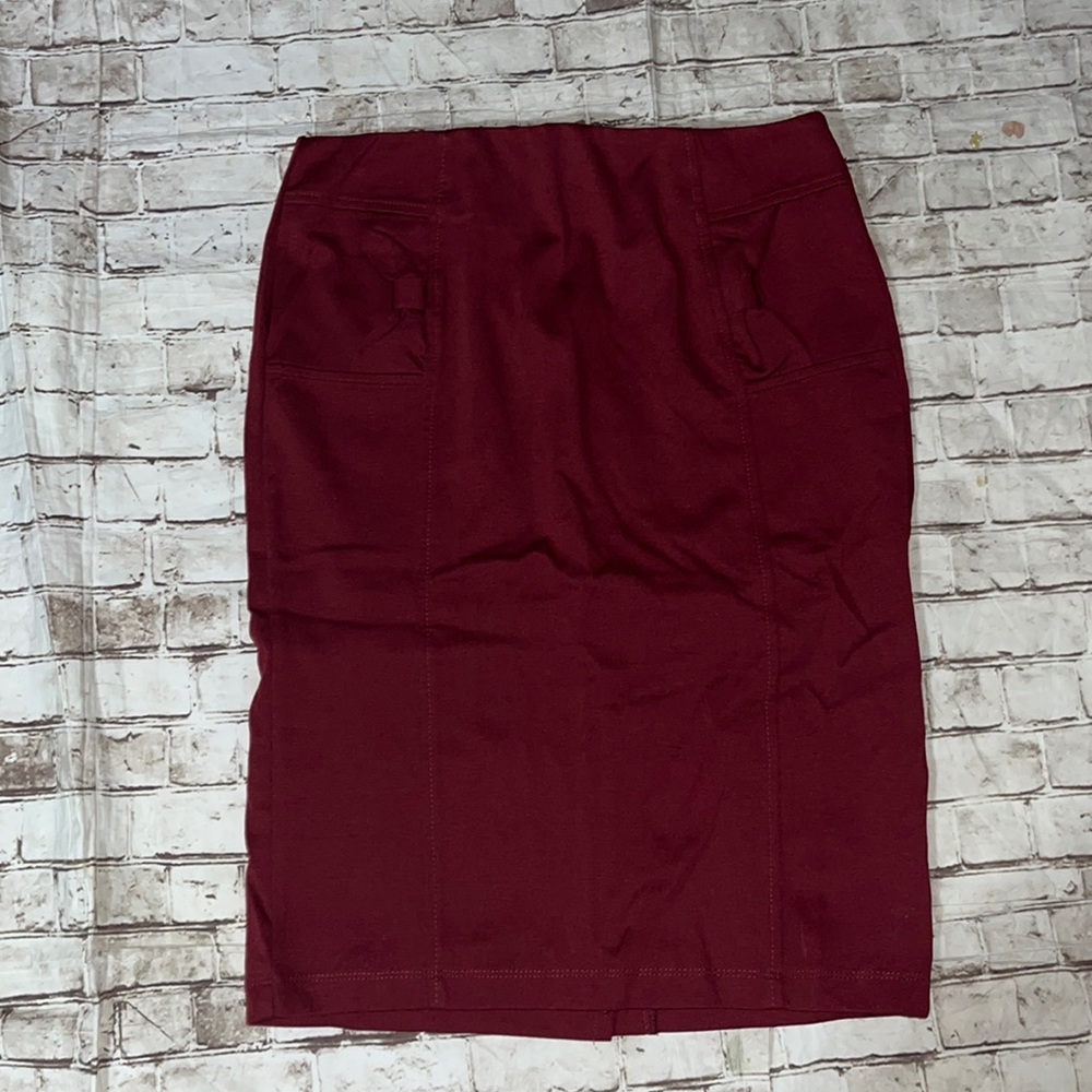 Basic house skirt